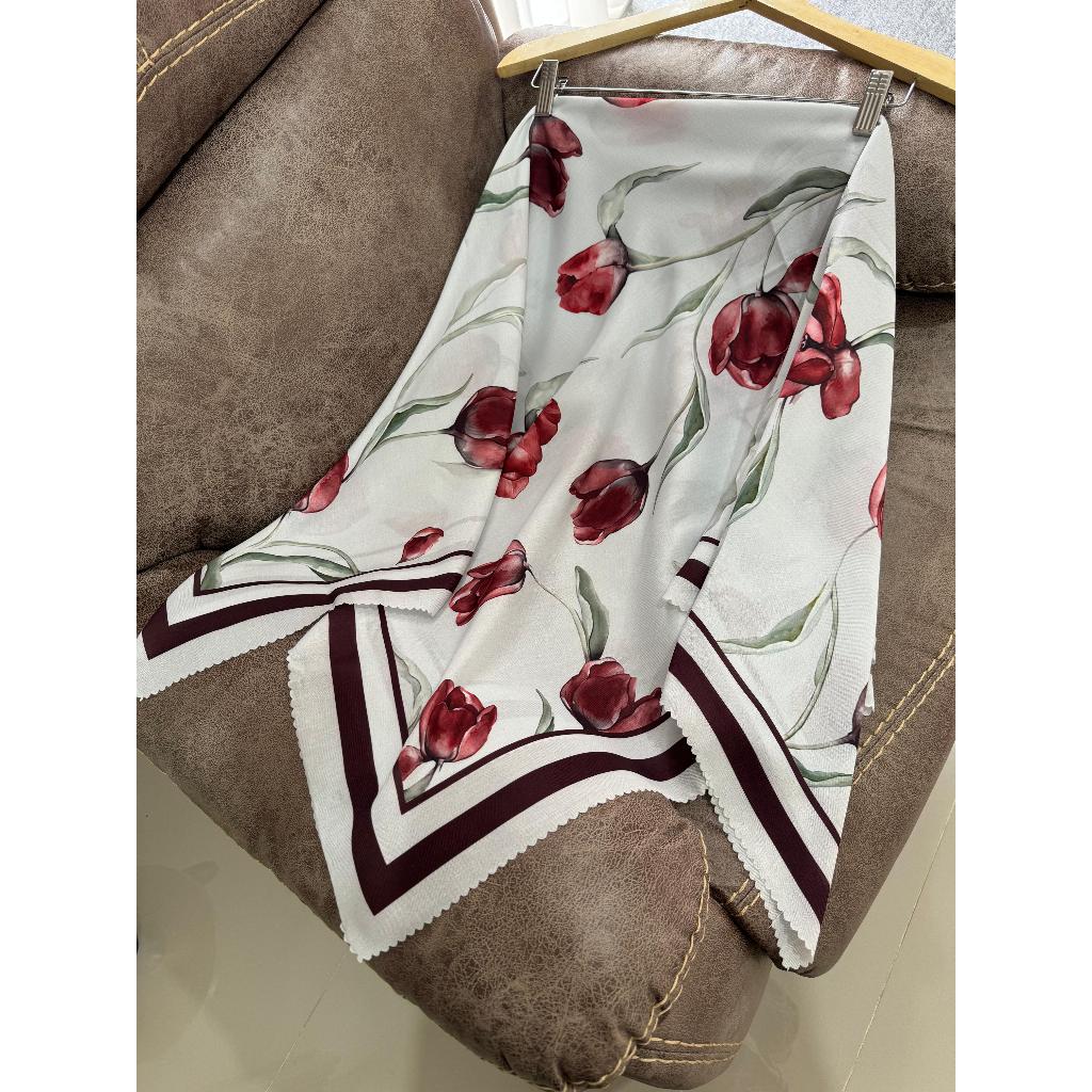 HIJAB ESGGI EMPAT VOAL SUBLIM MOTIF TERBARU MOTIF TERLARIS BUNGA TULIP