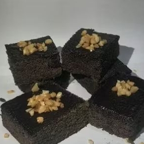 

Brownies Premium Full Toping kacang, dengan ukuran 15x10