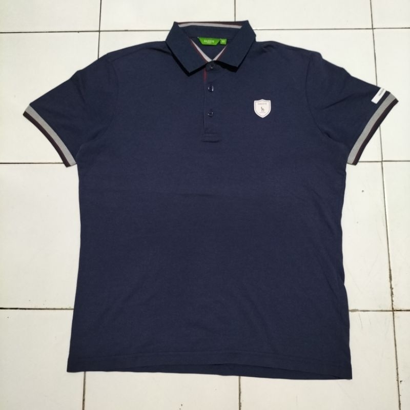 843. POLO SHIRT KAOS HAZZYS Size L  P69  LD112
