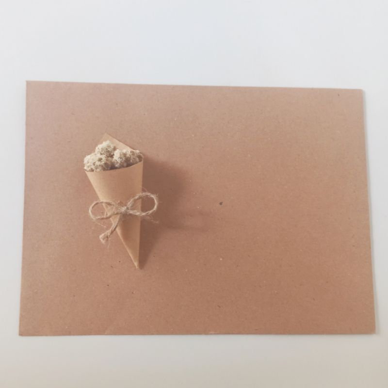 

Amplop Undangan A5 Kraft Dengan Buket Ukuran 22cm x 16 cm