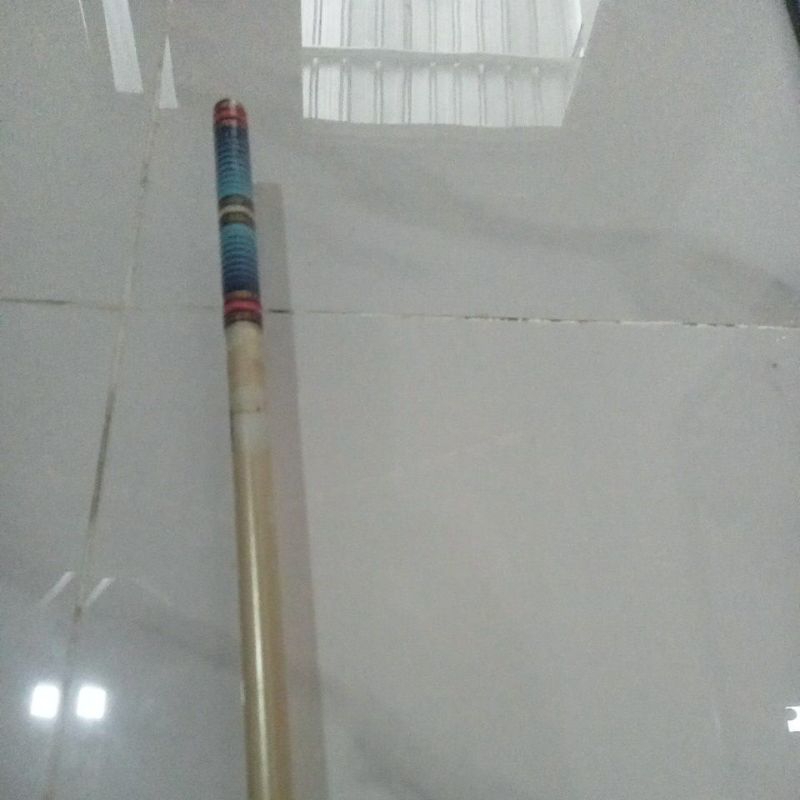 sparepart atas pangkal white koi p360, minus ada bekas sayatan bekas lilitan