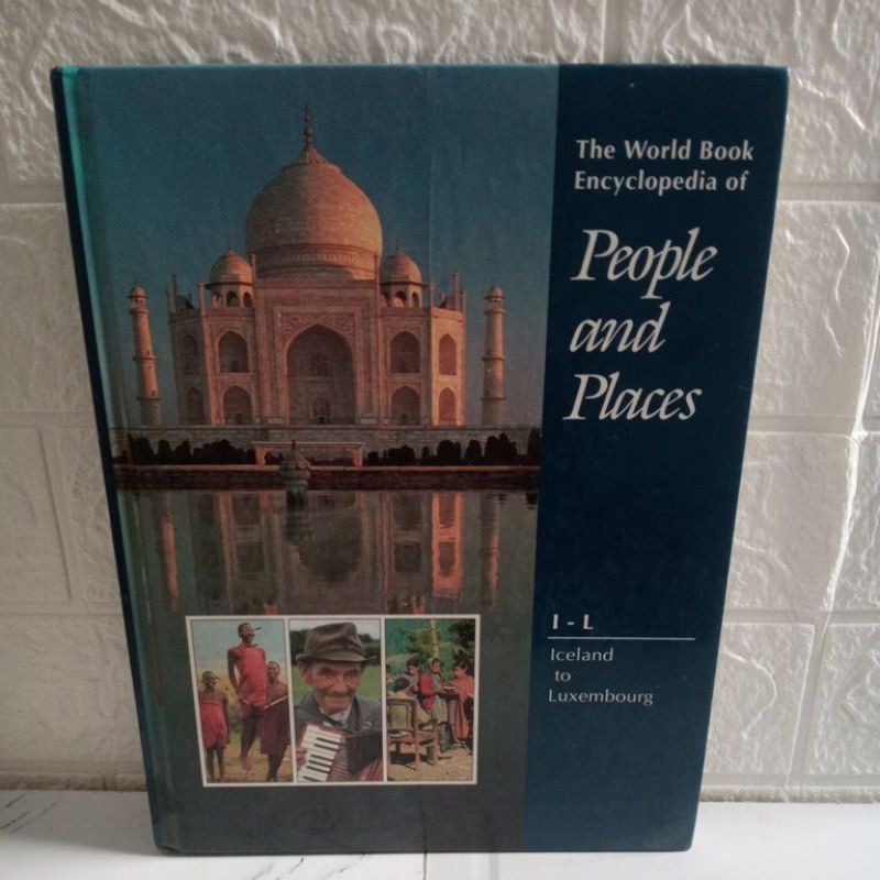 Buku Original The World Book Encyclopedia of People and Places