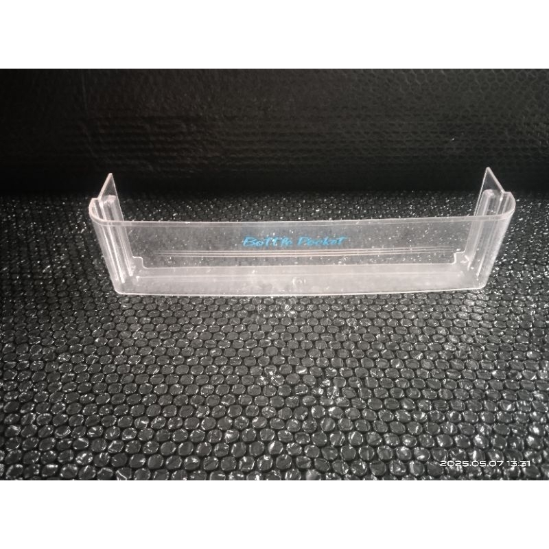 Rak botol kulkas Sanyo model lama 1 pintu dan 2 pintu bekas