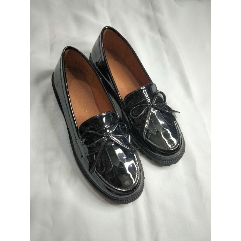 Sepatu docmart wanita kasual Sepatu loafers wanita korea hitam