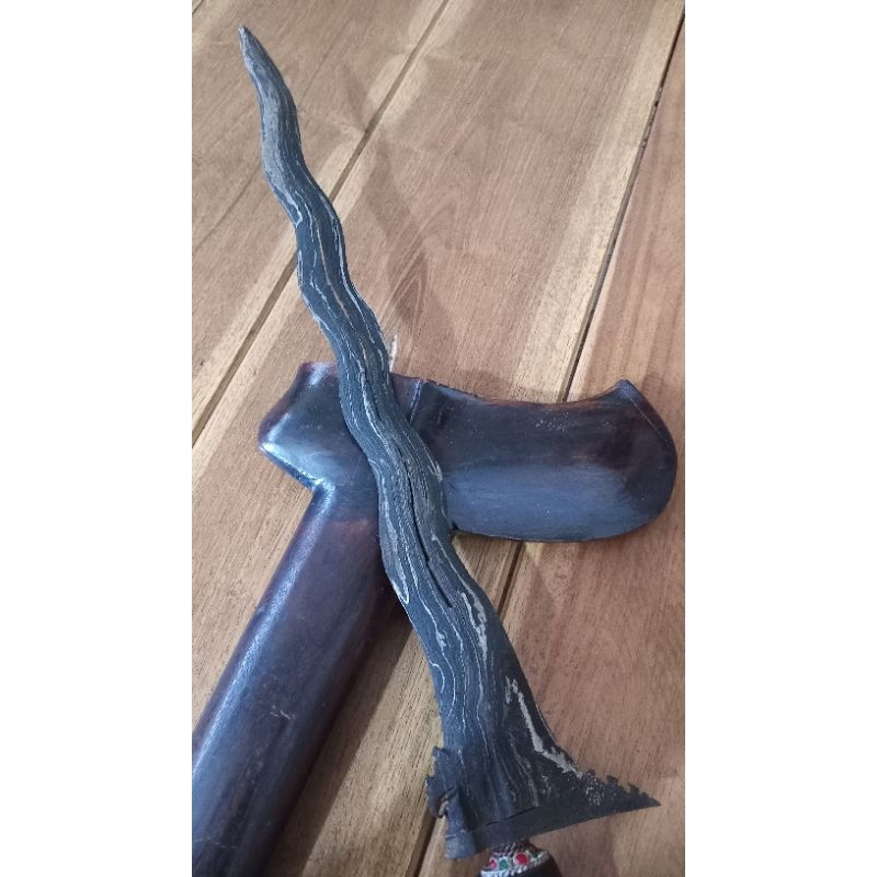 Sempono pamengkang jagat luk 9