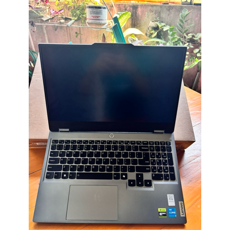 Laptop Gaming Lenovo LOQ RTX 2050 (Second)