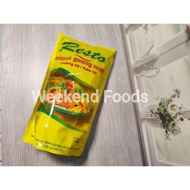 

Minyak goreng resto kemasan 1 liter