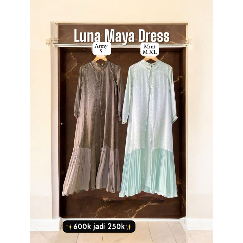 Luna Maya Dress Journey Scarves
