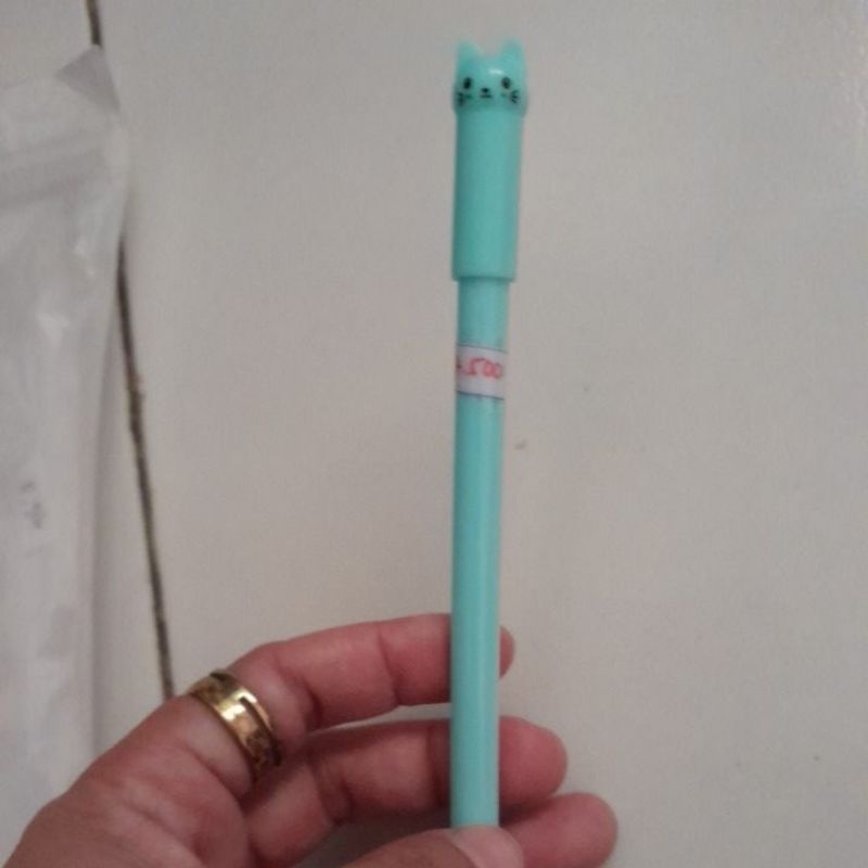 

Pulpen unik karakter