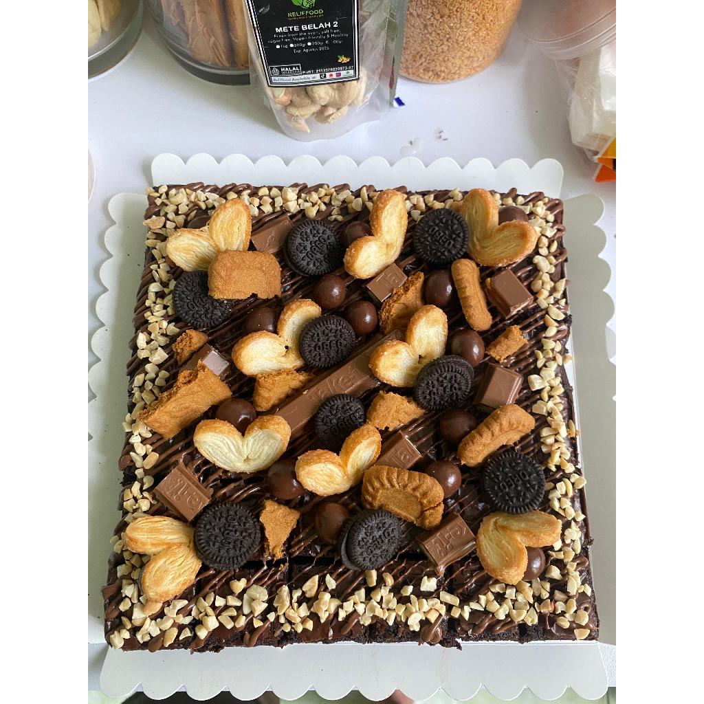 

fudgy brownies fancy| brownies hias| hampers| kue ulang tahun