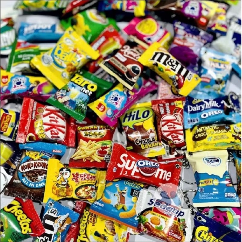 [50pcs] gantungan kunci miniatur snack makanan ringan cemilan grosir