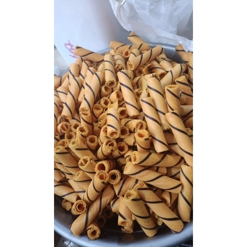 

EGG ROLL