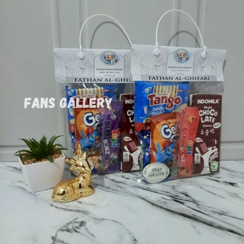 

Paket Hampers Parcel Snack Anak Request Tulisan