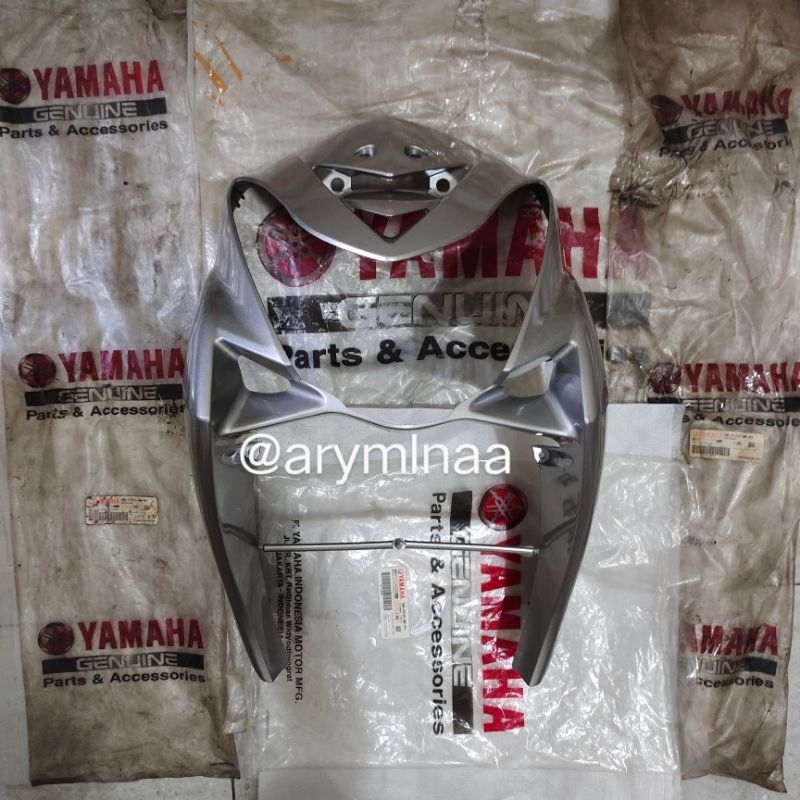 TAMENG PANEL DASI DEPAN MIO SOUL KARBU SILVER S3 14D-F8311-00-P3 ORIGINAL YAMAHA YGP