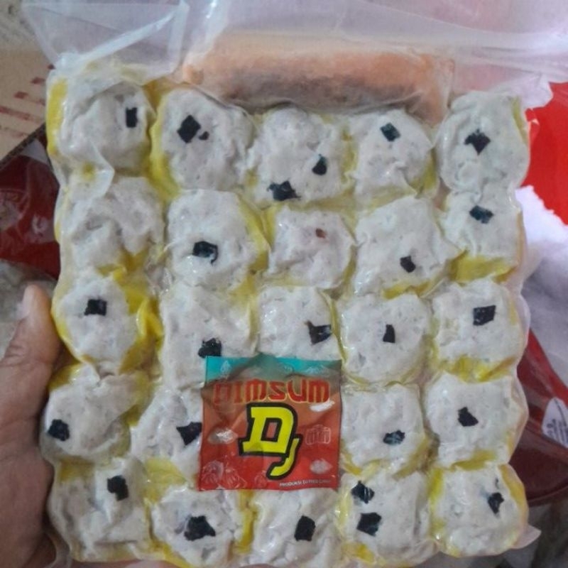

Frozen Bandung dimsum jumboo isi 25 plus chili oil