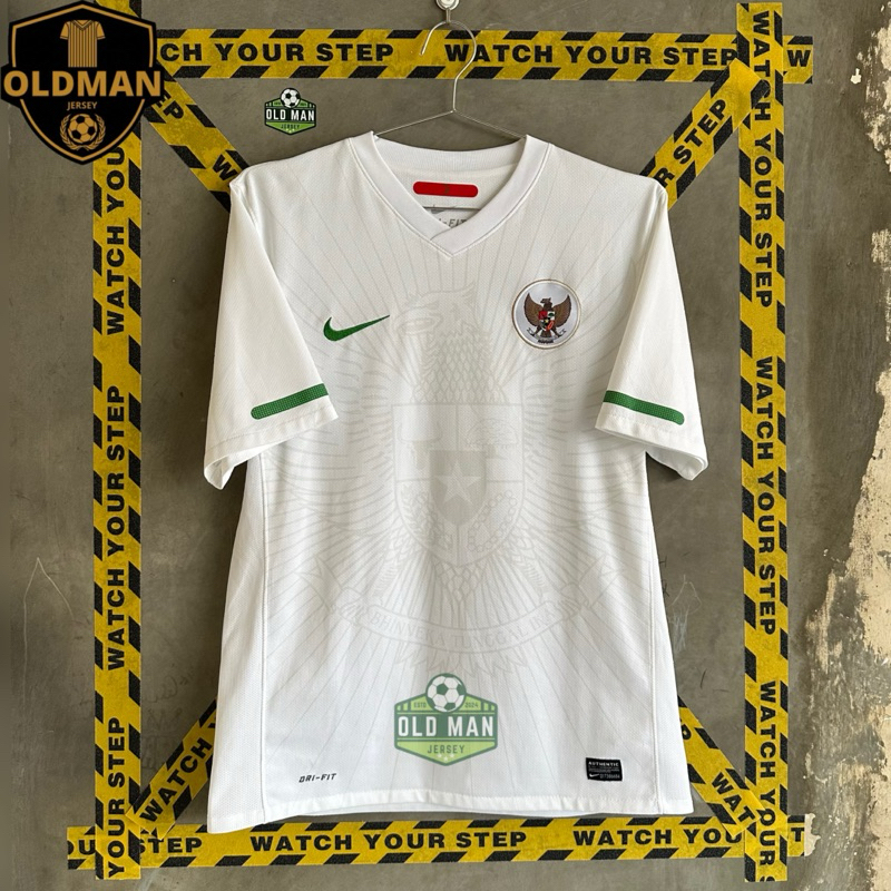 Timnas Indonesia 2010 Away Kit - Stadium Version