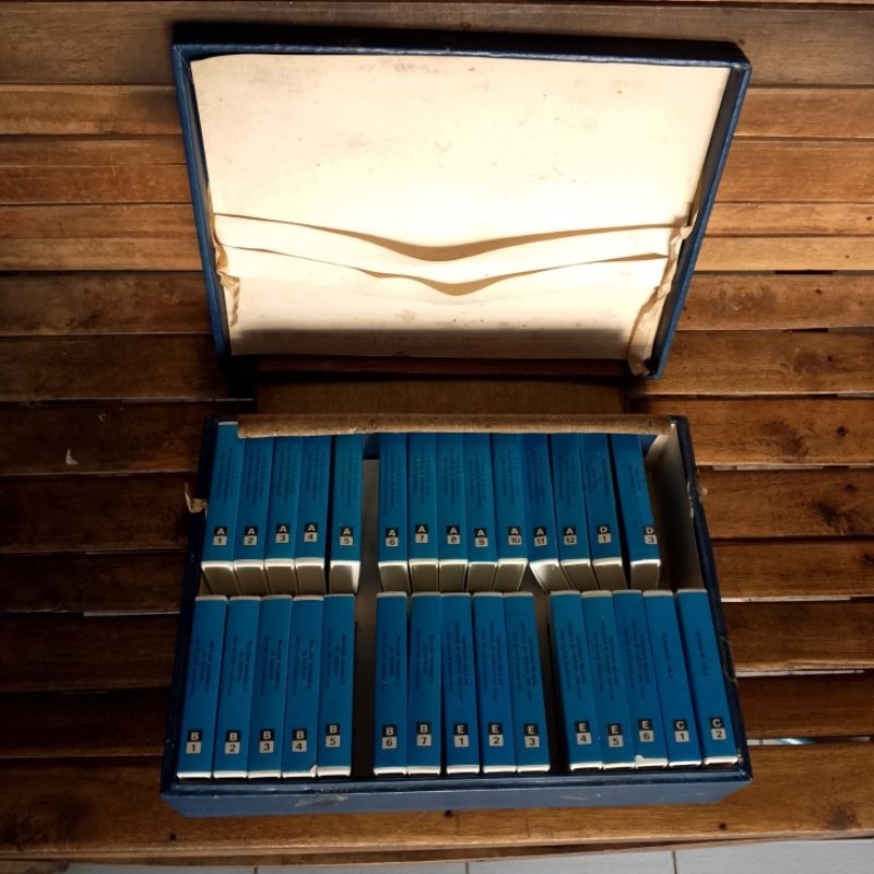 KASET PITA MUROTAL AL-QURAN 30 JUZ FULL SET+BOX ORIGINAL(kurang 1 kaset)