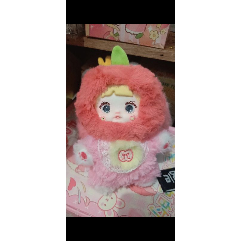 Boneka Nommi v3 apel