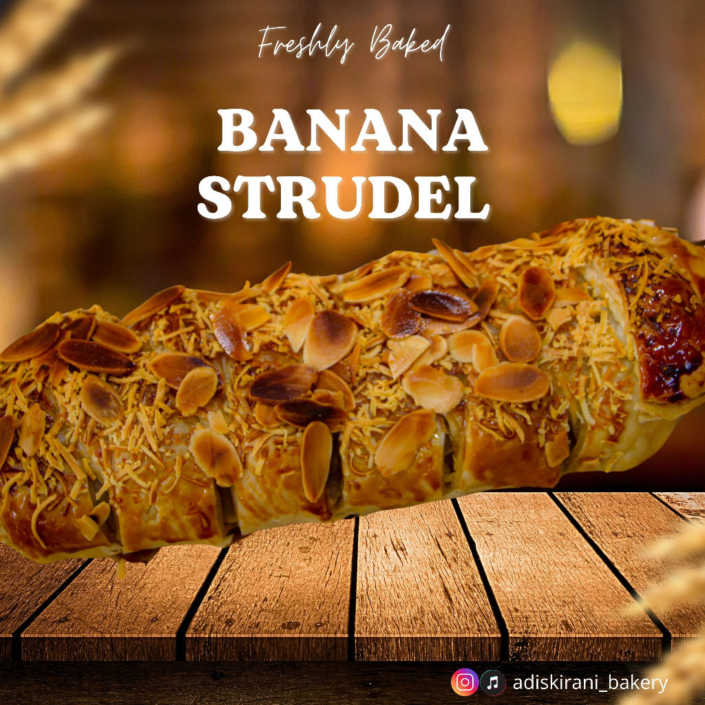 

BANANA STRUDEL PASTRY EKTRA KEJU DAN ALMOND