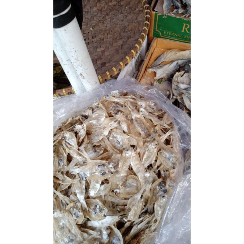 

ikan selapan tawar//kering//200gr