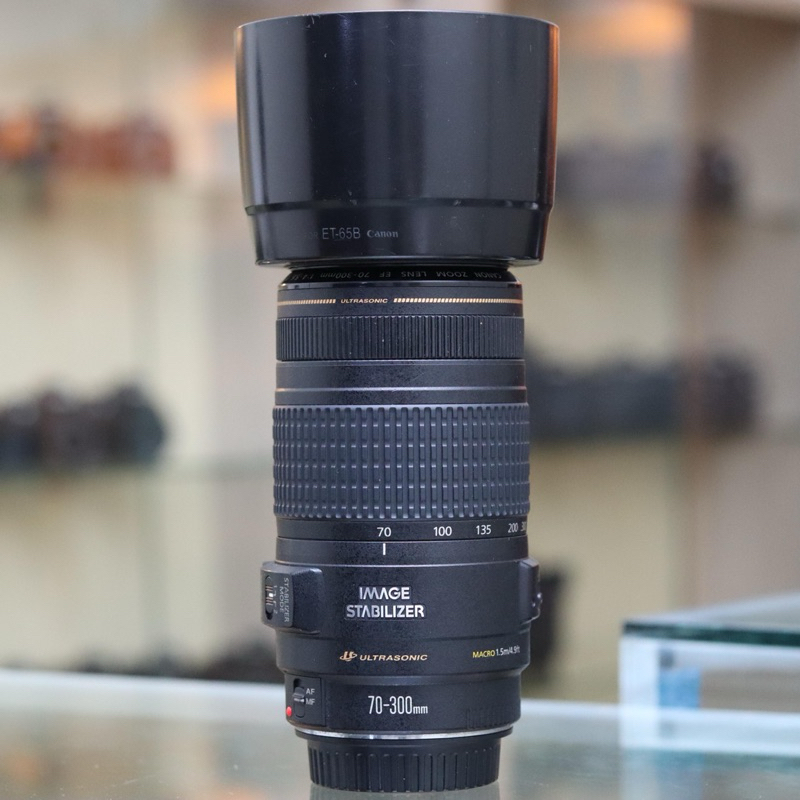 LENSA TELE CANON 70-300MM IMAGE STABILIZER ULTRASONIC USM MULUS