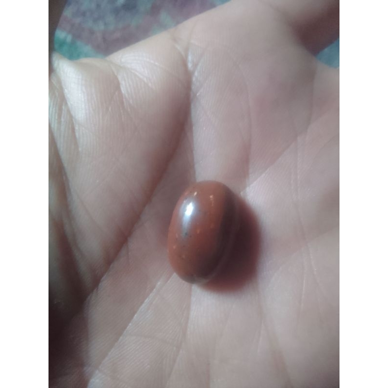 mata cincin batu temuan tembus merah