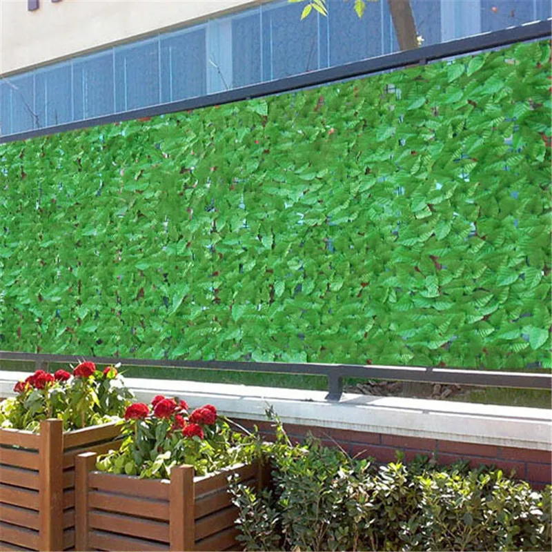 Daun Rambat Sintetis Roll Ukuran 0,5 x 3 Meter Tanaman Hias Rambat Dekorasi Pagar Dinding