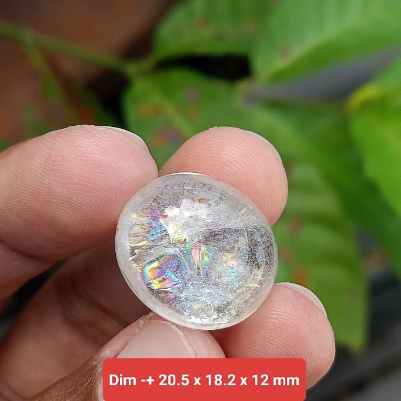 BATU KECUBUNG AIR PELANGI KALIMANTAN ( NATURAL QUARTZ )