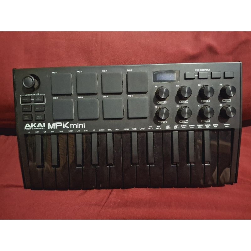 AKAI MPK Mini MK 3 Midi Controller Black Second/Bekas (Seperti Baru)