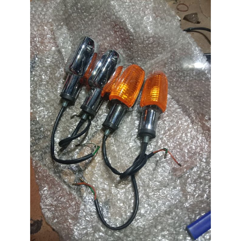 reteng lampu sen honda tiger2000 original