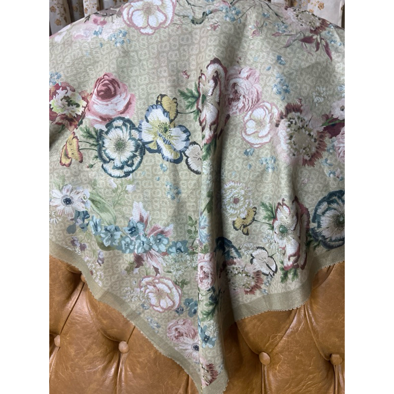 PL buttonscarves series Blume Aloe, bahan voal size reguler minus lusser cut @250k tanpa box