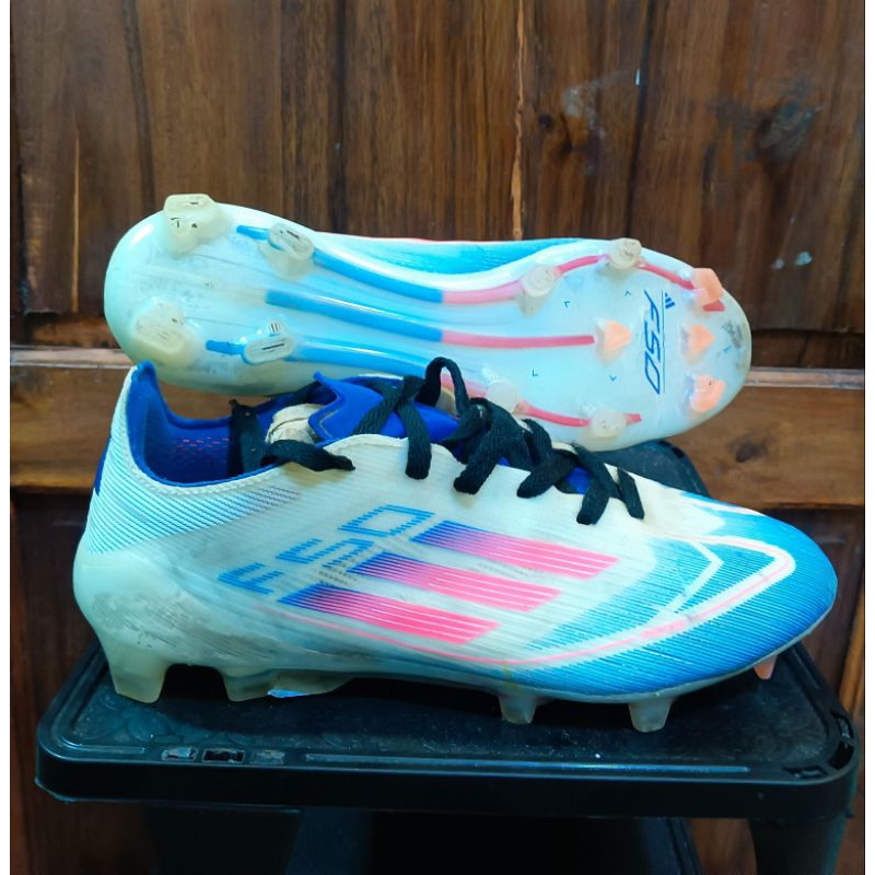 Sepatu Bola Bekas Size 40