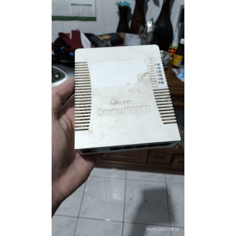 ROUTER MIKROTIK RB951