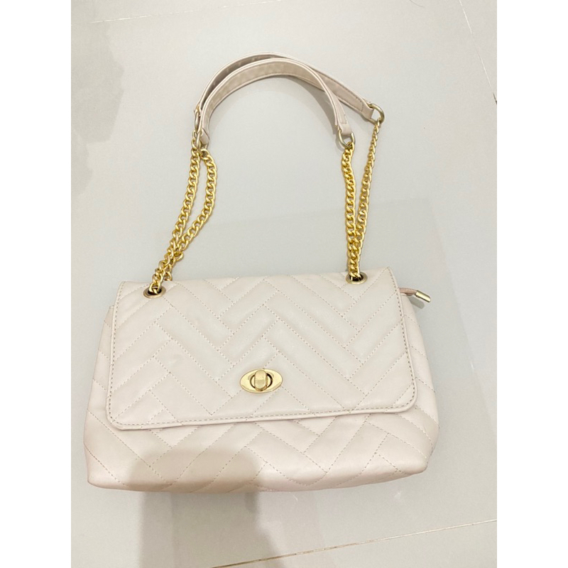 (preloved)slingbag berrybenka tas wanita
