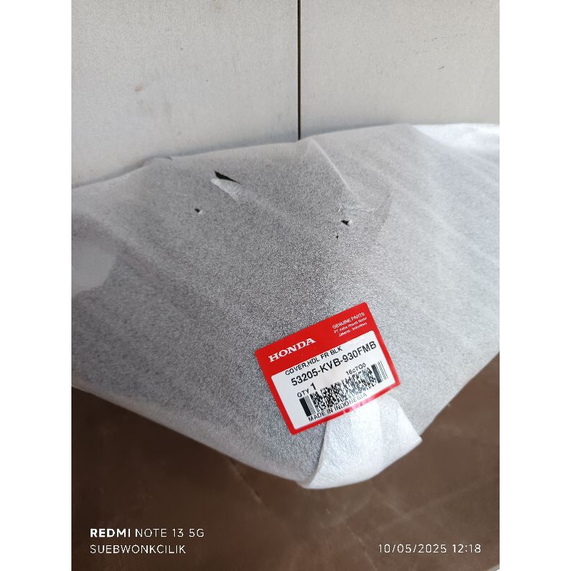 53205-KVB-930FMB cover batok depan honda vario110 karbu hitam original AHM