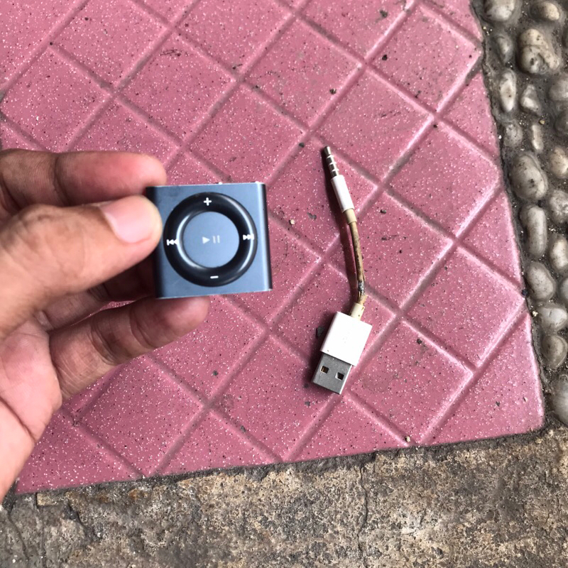 ipod shuffle gen 4