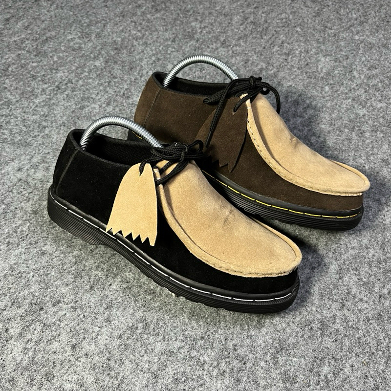 Sepatu Kasual Docmart Clarks Wallabee Suede Formal Pria / Sepatu Kulit / Sepatu Boots Pria Wallabe