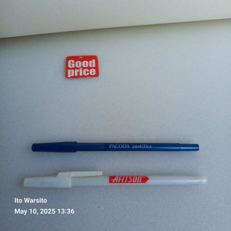 

Pena / ballpoint jadul iklan set isi 2