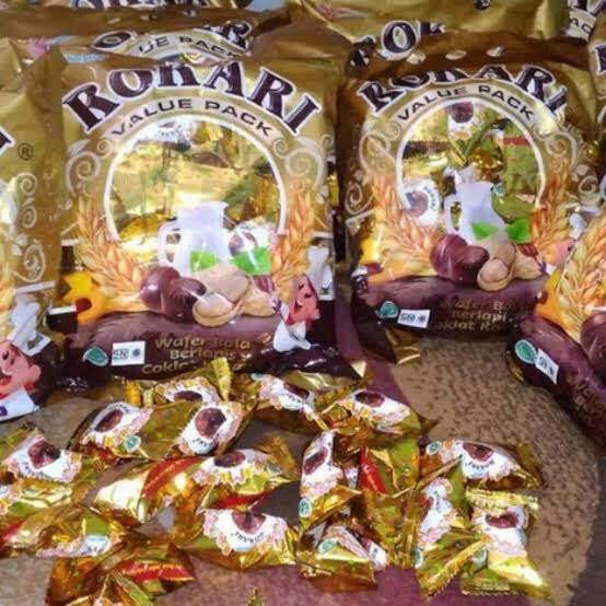

Cod / Rokari wafer bola coklat 350 gram 3 pack / Rokari wafer bulat salut cokelat & kacang isi 50 pcs 350 gram / Ccoklat lebaran idul fitri