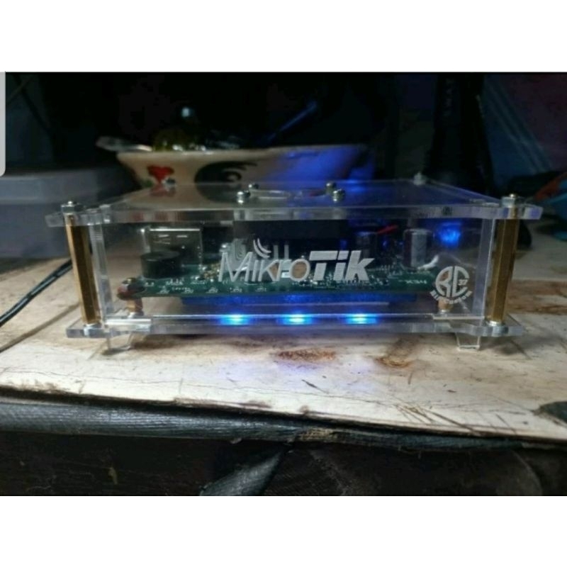 Case Akrilik Mikrotik RB750GL Custom Transparan