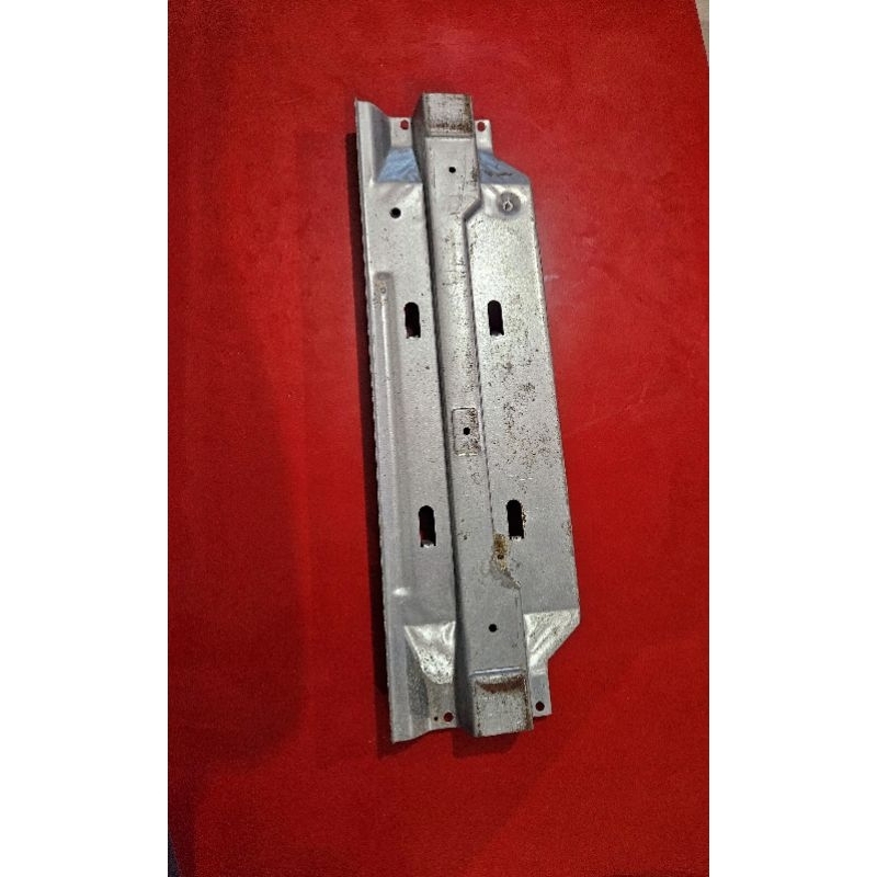 DUDUKAN KOMPRESOR KULKAS POLYTRON ORIGINAL"