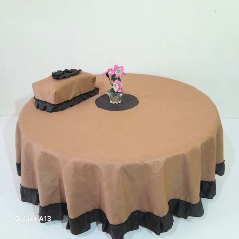 Taplak meja oshin bulat polos dan embos minimalis lesehan