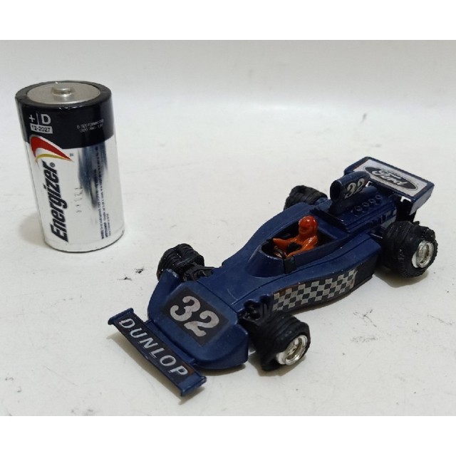 diecast lintoy F1 Ford dunlop 32 classic vintage car