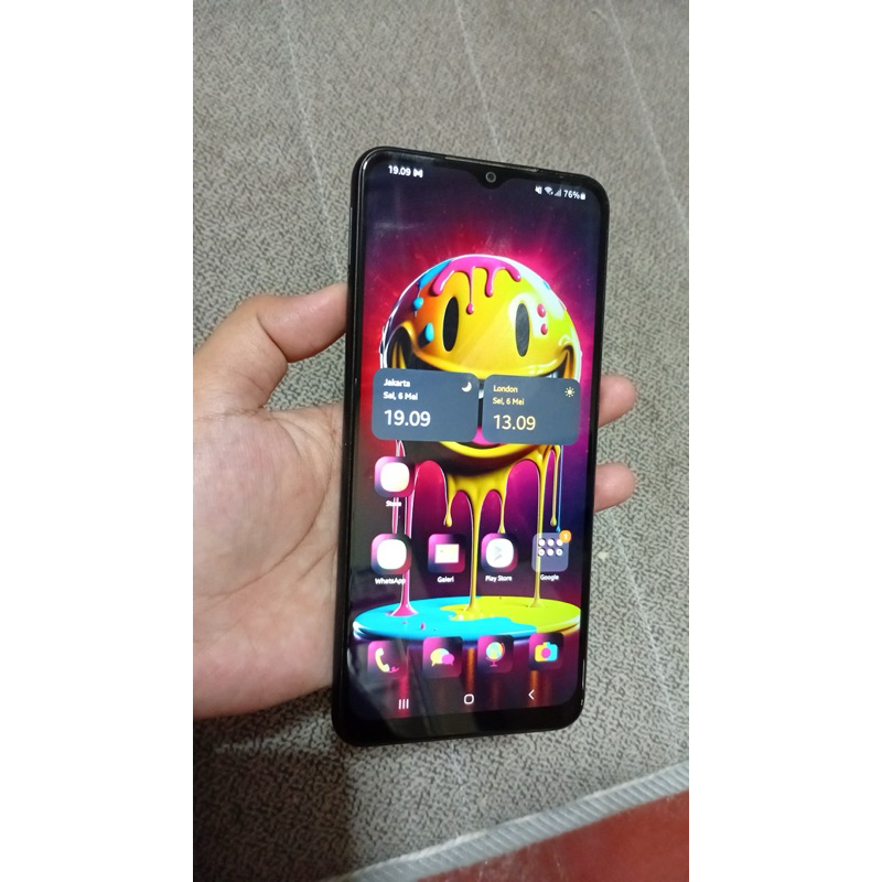 Samsung Galaxy A04