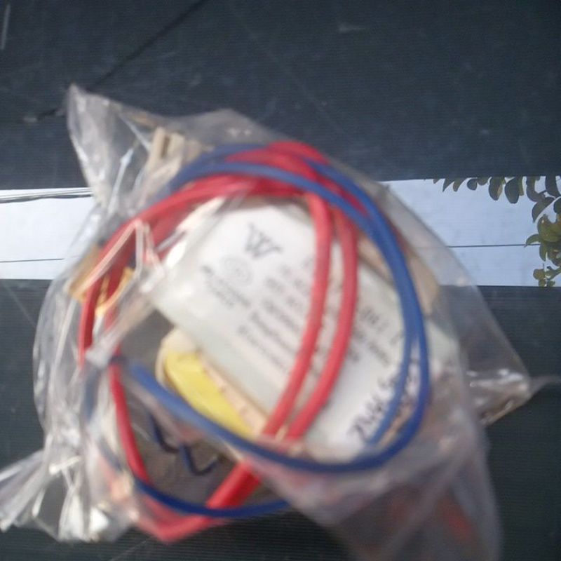 trafo indoor AC merk Aqua model AQA-KR5ANR