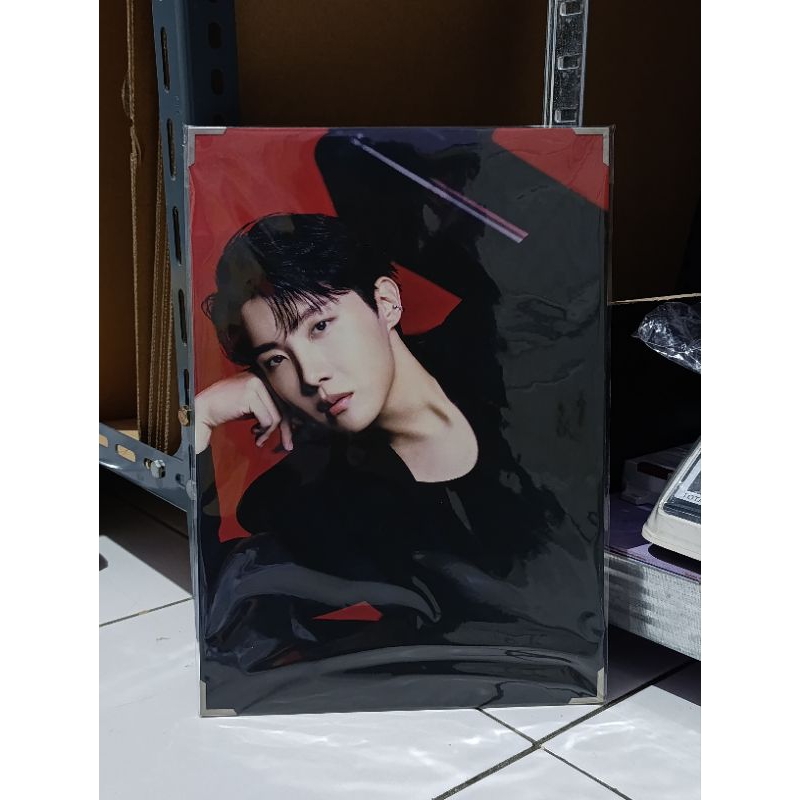 PREMIUM PHOTO BTS OFFICIAL