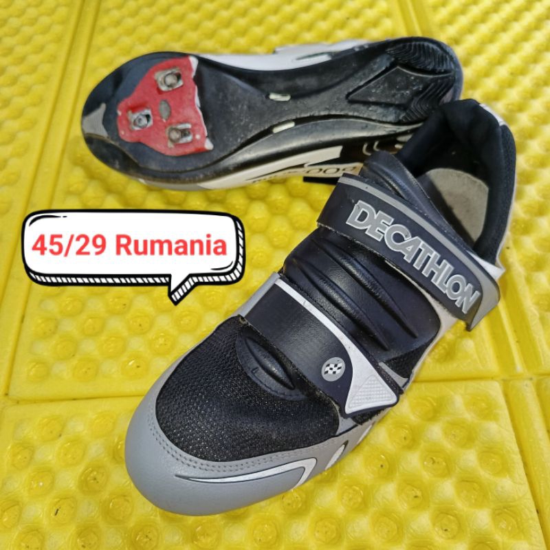 OBRAL Sepatu Gowes DECATHLON Size 45/29 CM Second