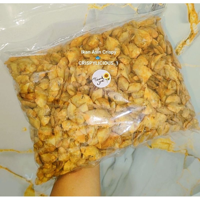 

Pepetek Ikan Asin Crispy. asin, gurih, renyah, extra daun jeruk. 1 kg.