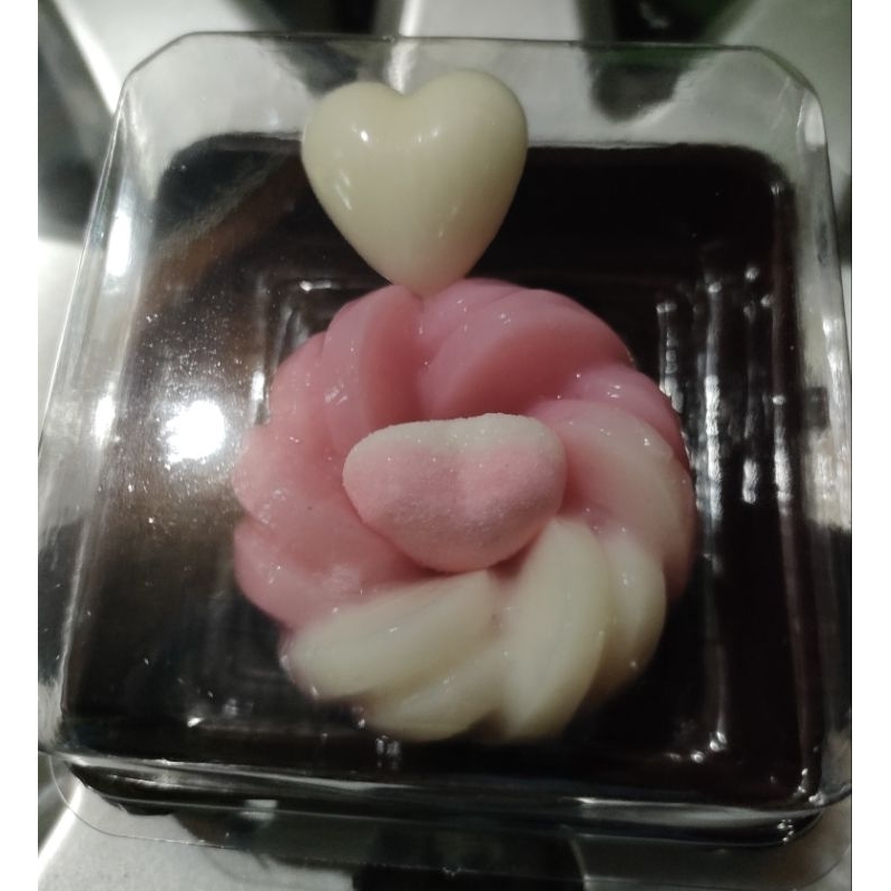 

Puding Stroberi & Leci