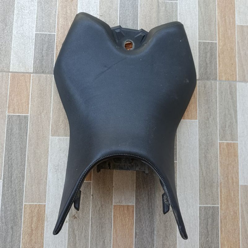 Jok Depan Original R15V3 VVA Copotan